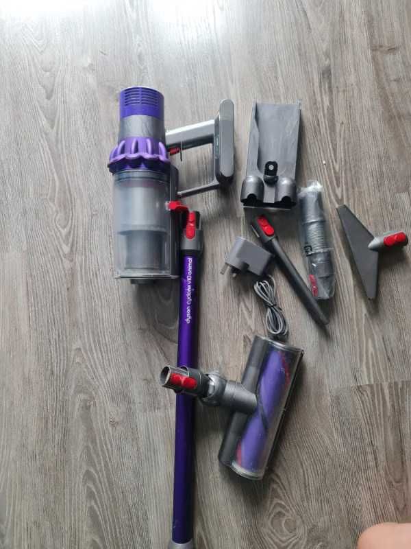 Dyson V10 Animal