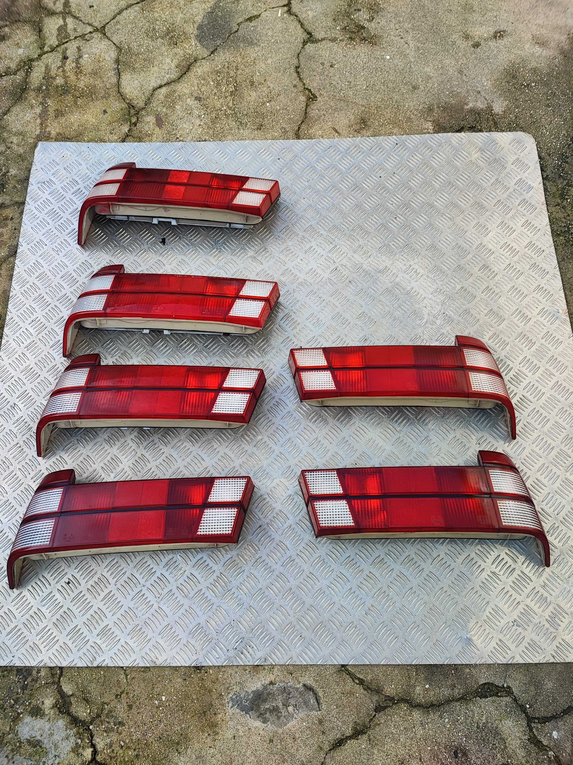 Alfa Romeo 75 farolins