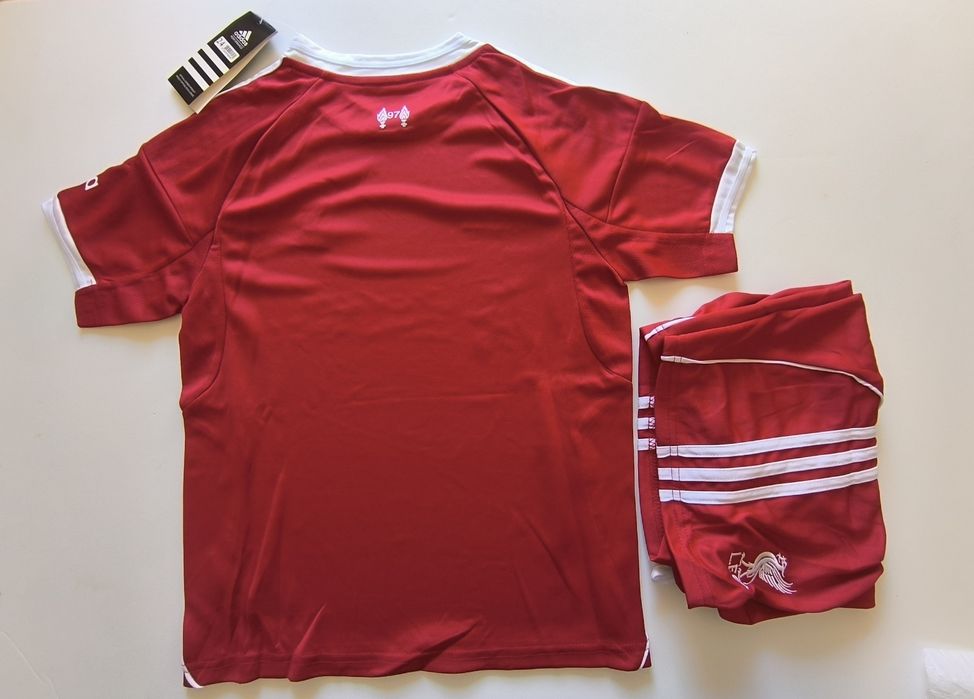 Camisola Liverpool criança