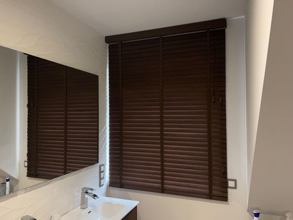 ŻALUZJE DREWNIANE 25 lub 50 mm na wymiar.