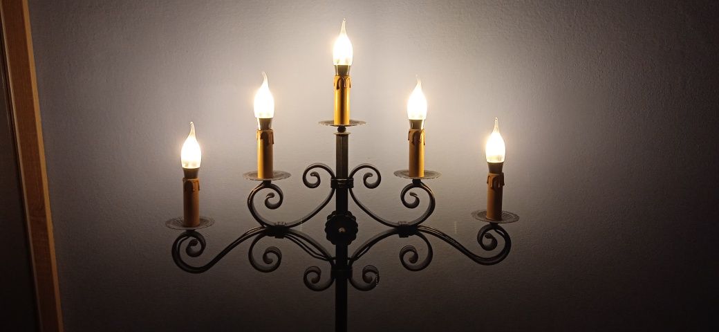 Świecznik rustykalny loft lampa stojąca kuta grafit