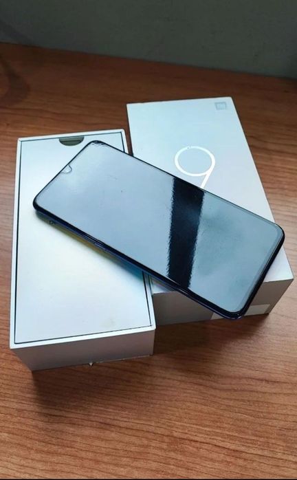 Xiaomi Mi 9 - Como NOVO