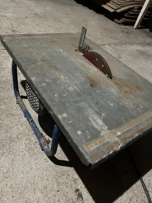 Елеклектро плиткоріз