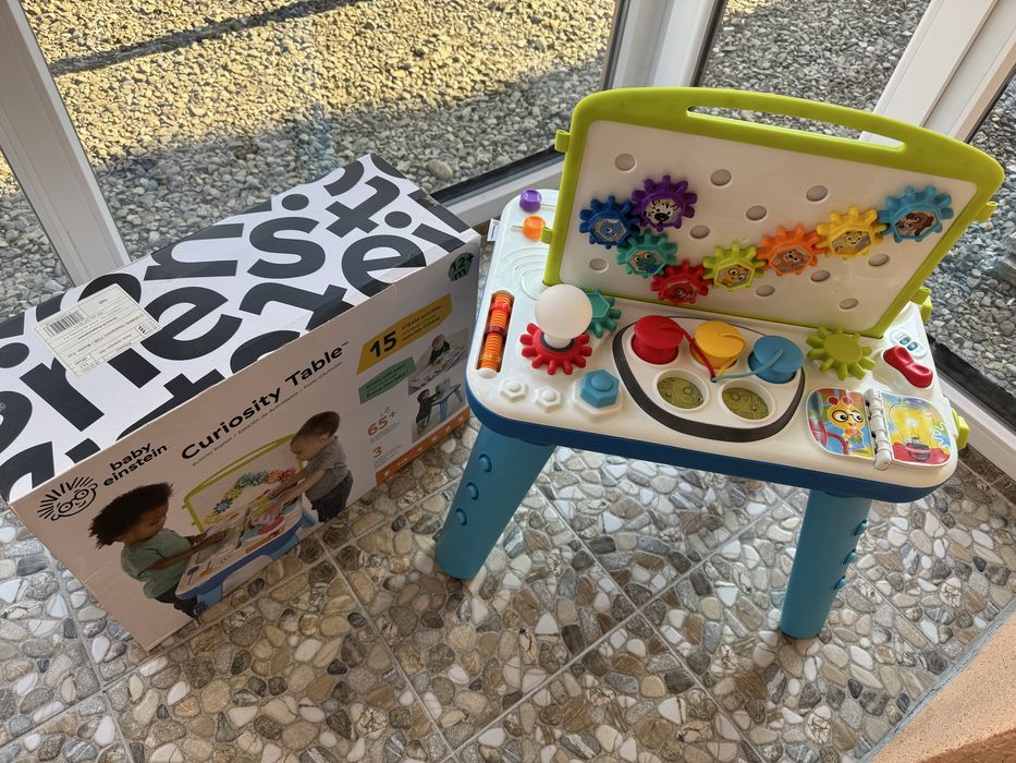 Ігровий центр Baby Einstein Curiosity Table (10345)