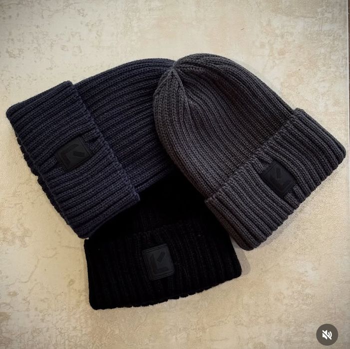 Новинка 2025 Стильна шапка