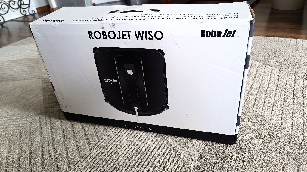 Robot myjący okna. Robojet Wiso.