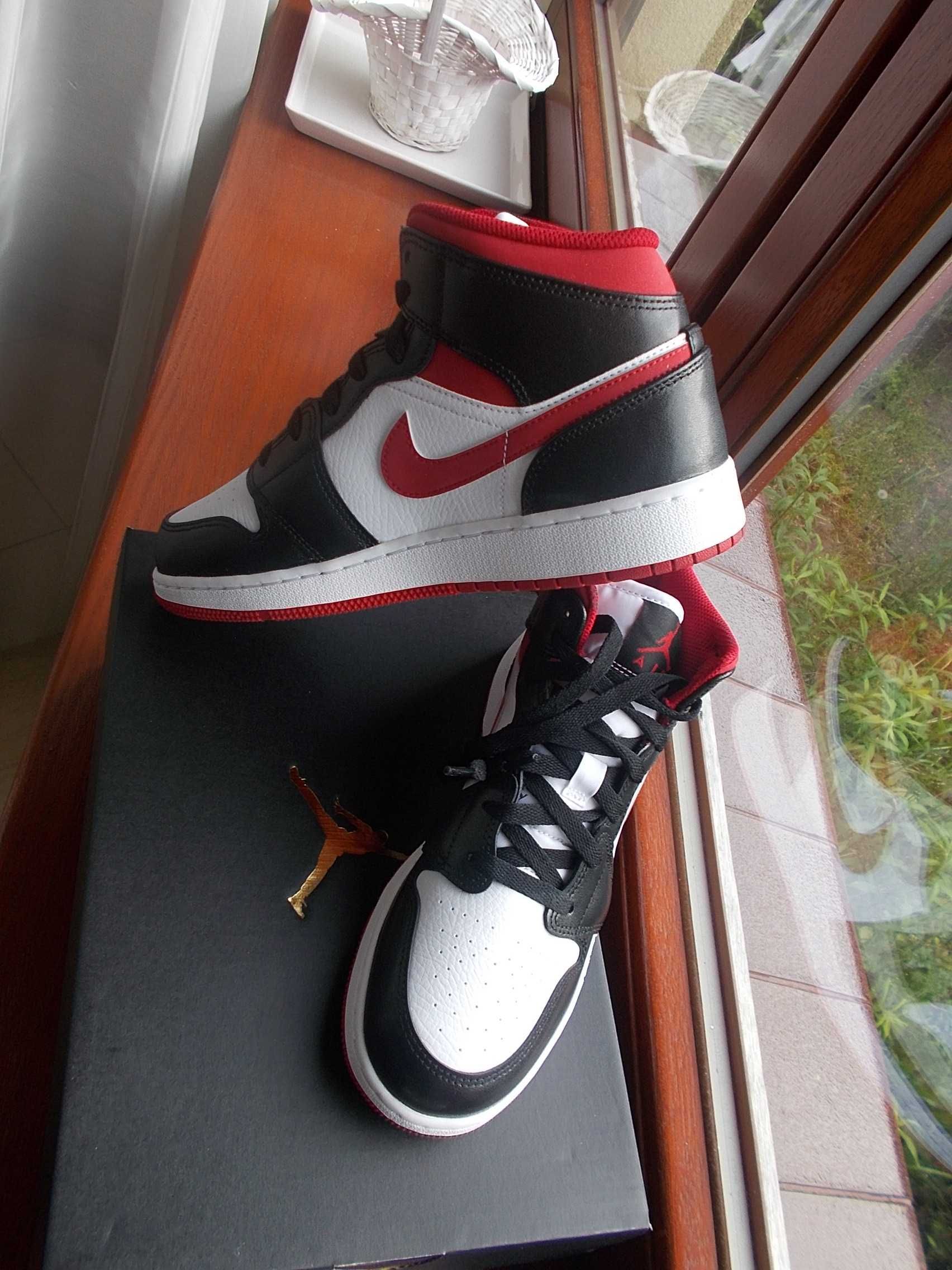 (r. 39 - 24,5 cm) Nike Jordan 1 Mid Gym Red Black DJ4695,122