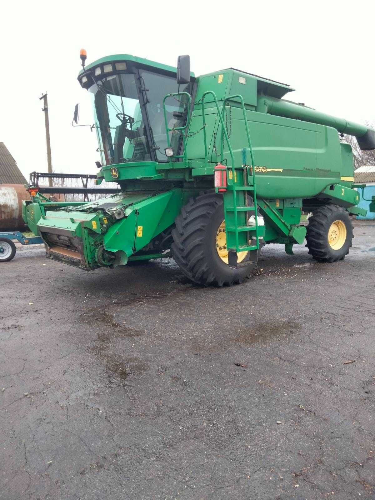 Комбайн John Deere 9640