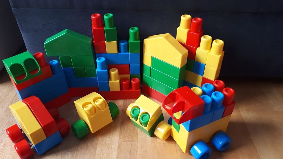 Plastikowe klasyczne klocki dla dziecka