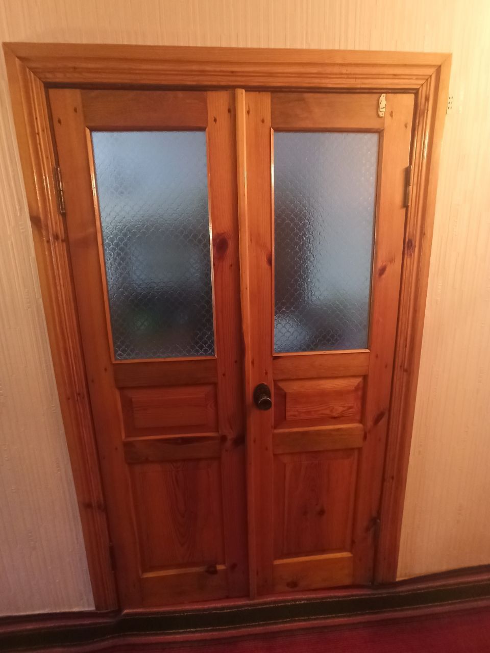 Продам бу двери,  с коробками,  дуб
