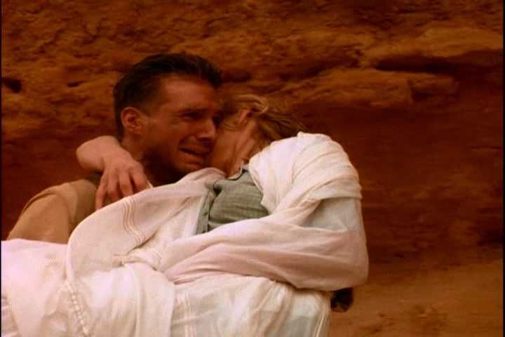 O PACIENTE INGLÊS (Ralph Fiennes/Juliette Binoche/Willem Dafoe)9Oscars