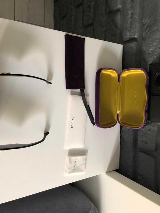 Gucci oryginalne okulary przeciwsłoneczne - kultowy model