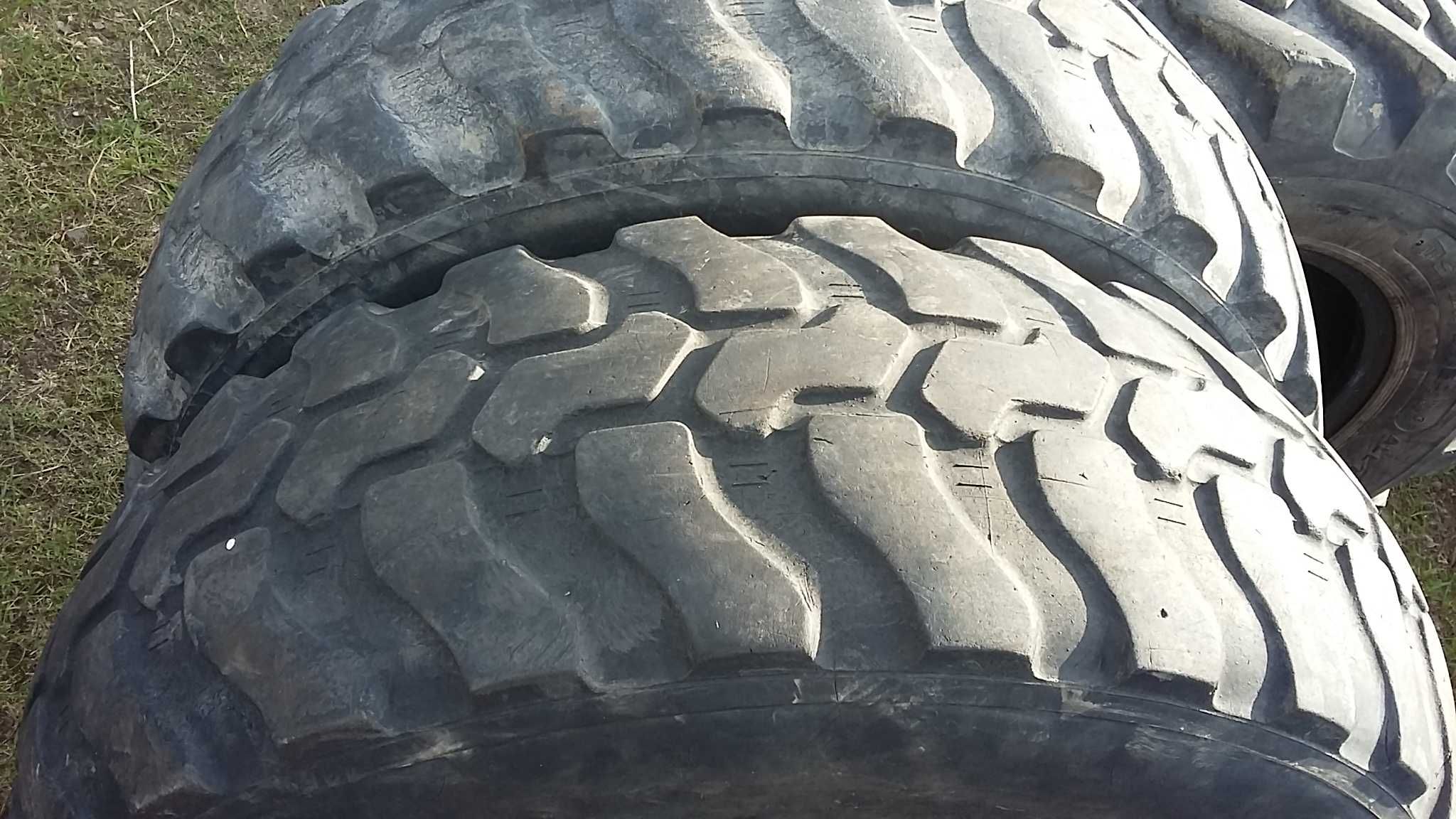 opona 335/80R18 Dunlop SP T9 opony 12,5R18