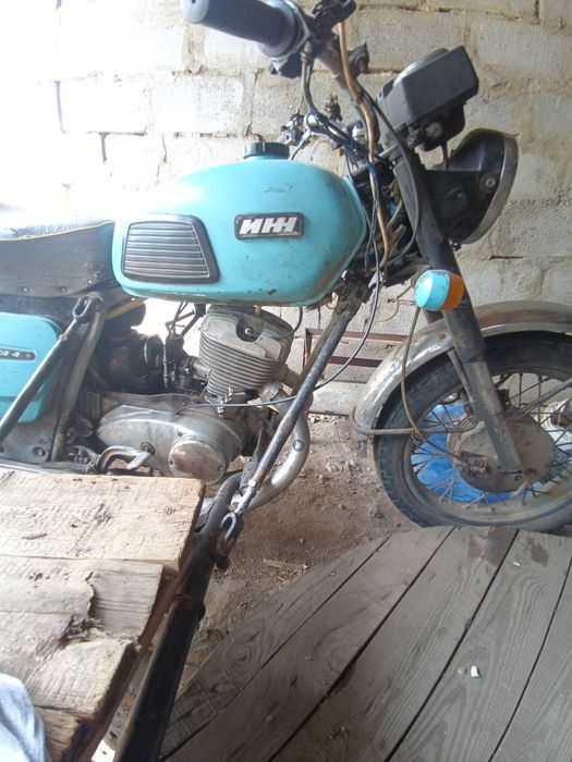 Мотоцикол Планета 4