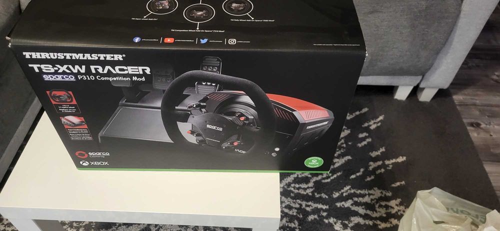 Kierownica Thrustmaster TSXW P310 XB WW + pedały + skrzynia biegów.