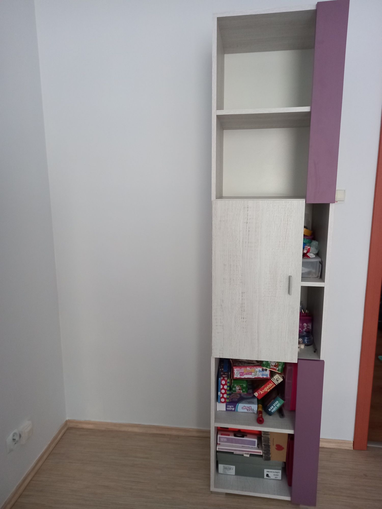 Regał plus półka