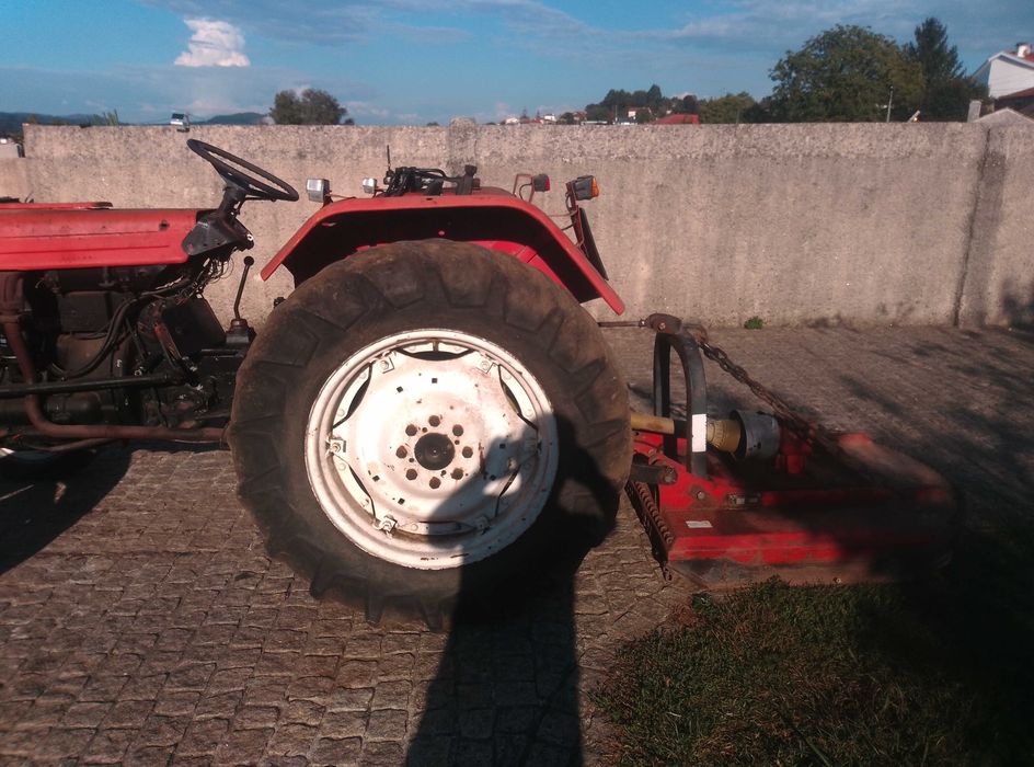Trator ursus c335