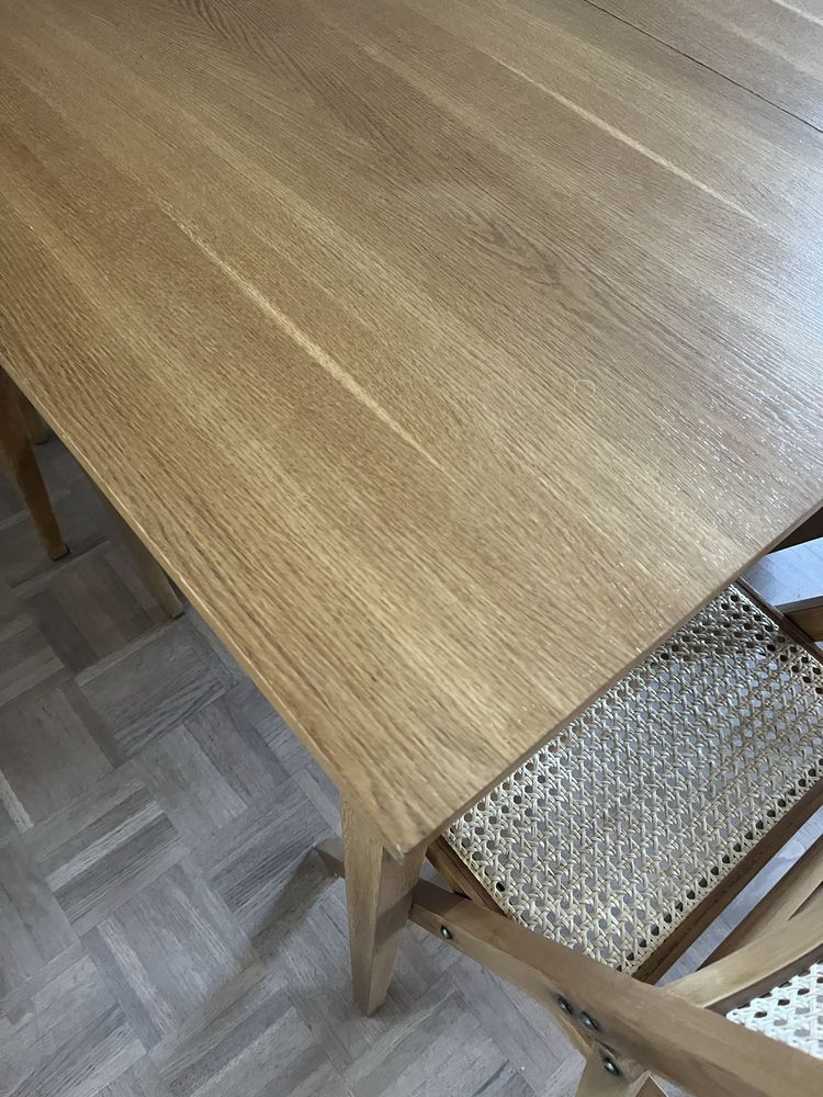 Stół drewniany fornirowany rozkładany