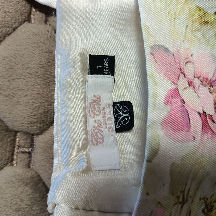 Сукня для дівчинки