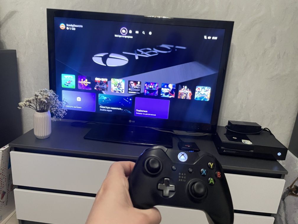 Продам Xbox one 500gb або обмін на модель нижче
