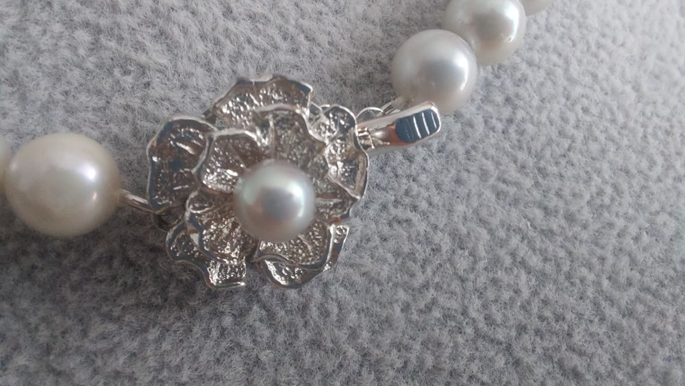 Naszyjnik i kolczyki z perłami, unikalny kolor