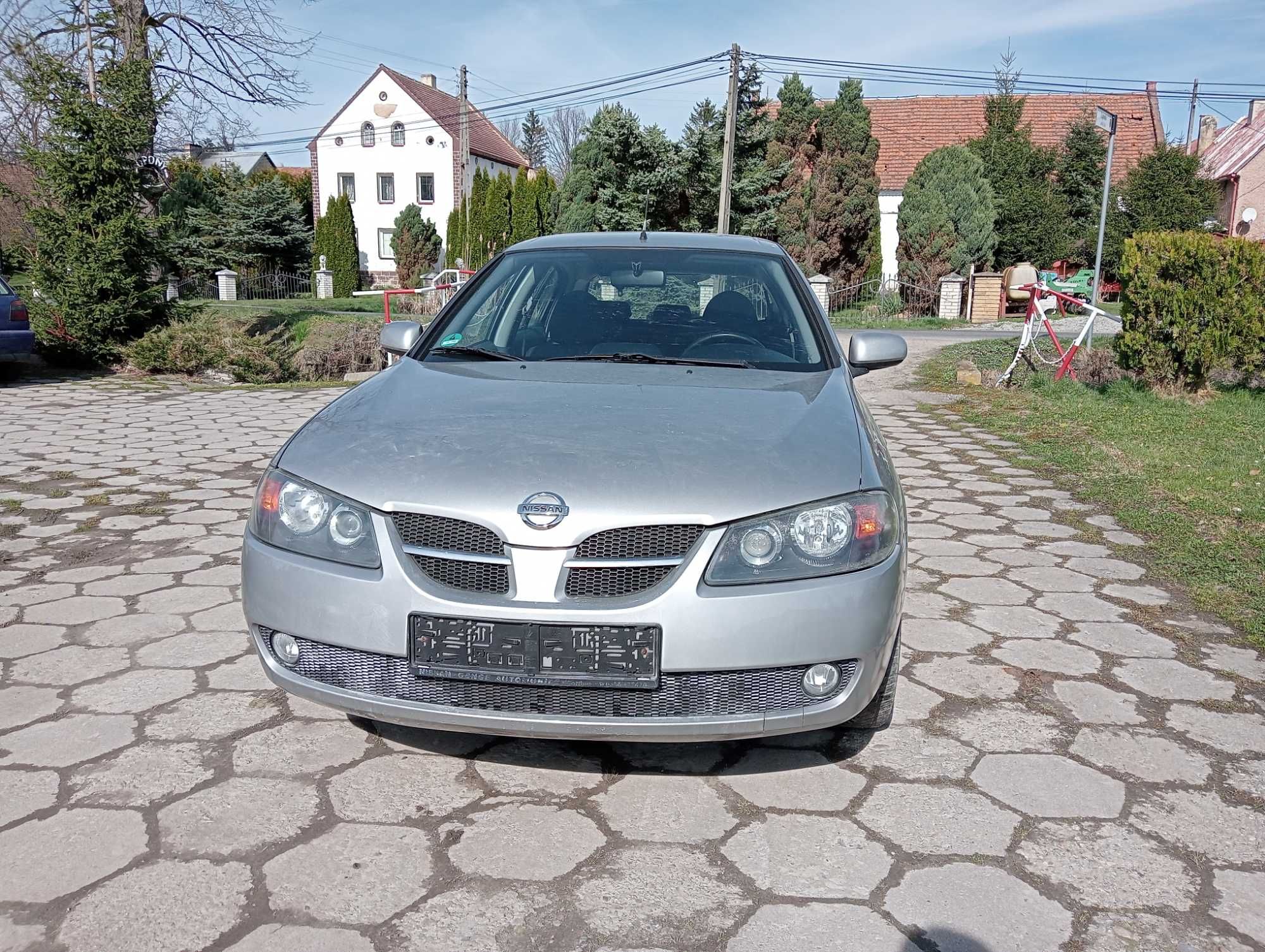 nissan almera 1500 cm benzyna 2007 klimatronic  stan b.dobry