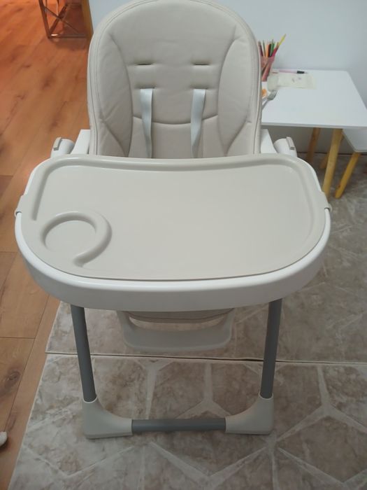 Fotelik krzesełko do karmienia dzieci