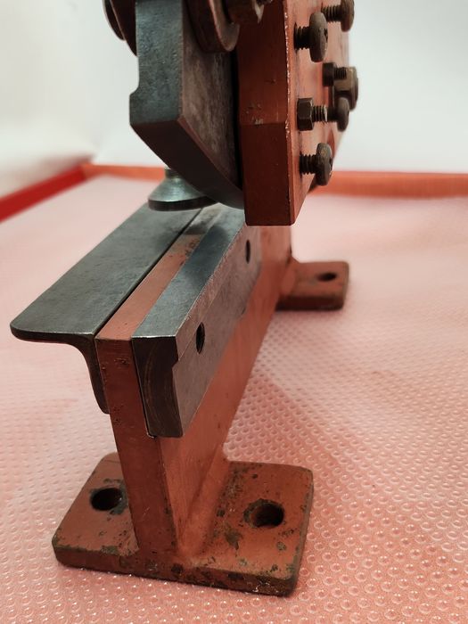 Nowa ręczna gilotyna dźwigniowa do cięcia blachy