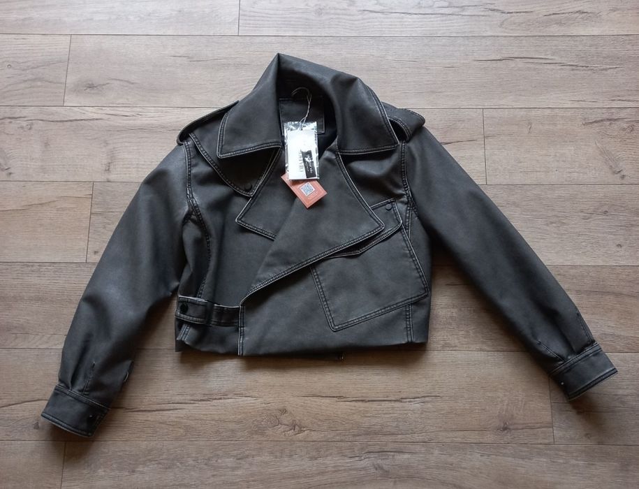 Косуха вінтажна укорочена.Розмір L.Нова.