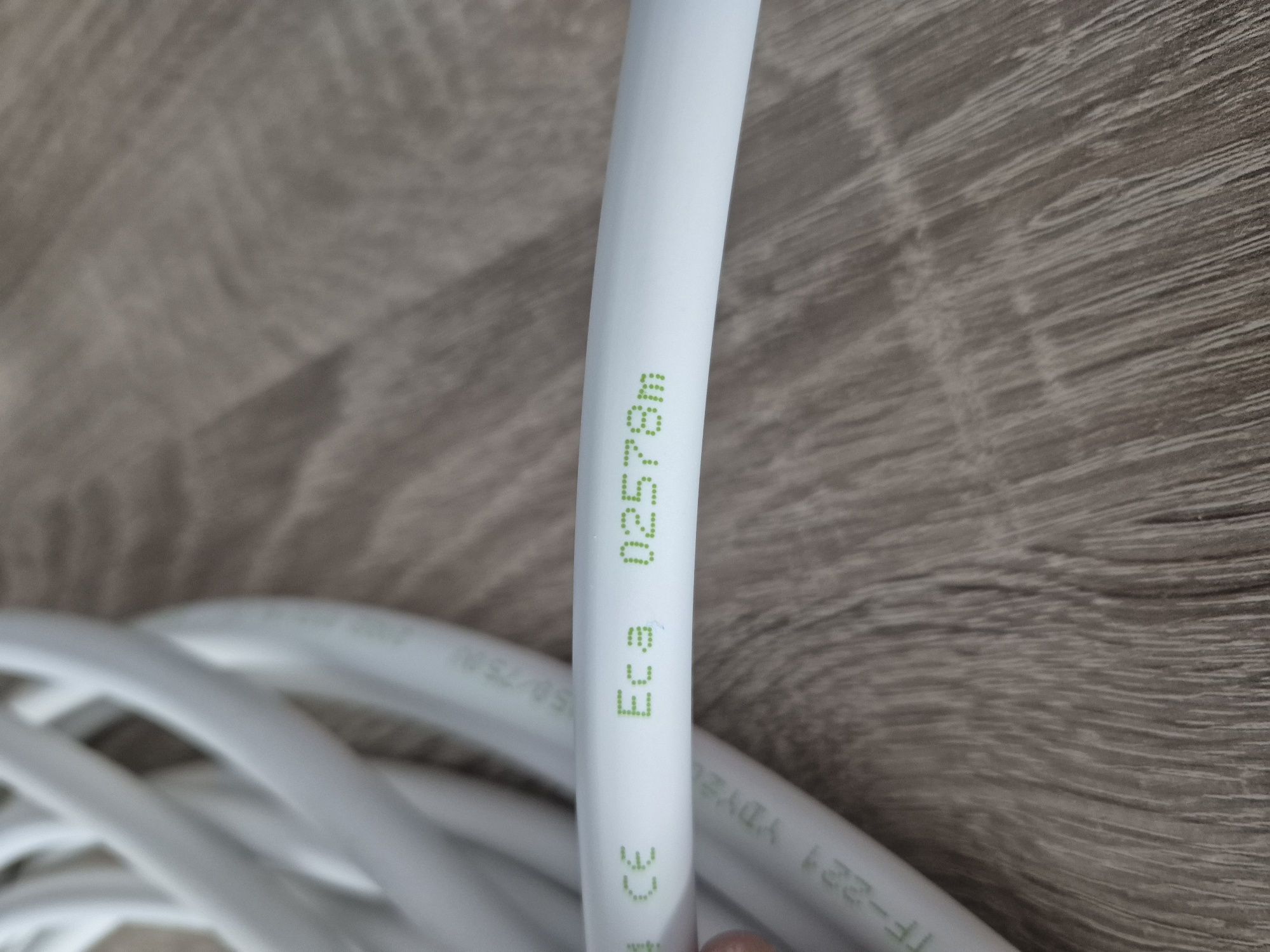 Kabel biały 4x4 TF Kable
