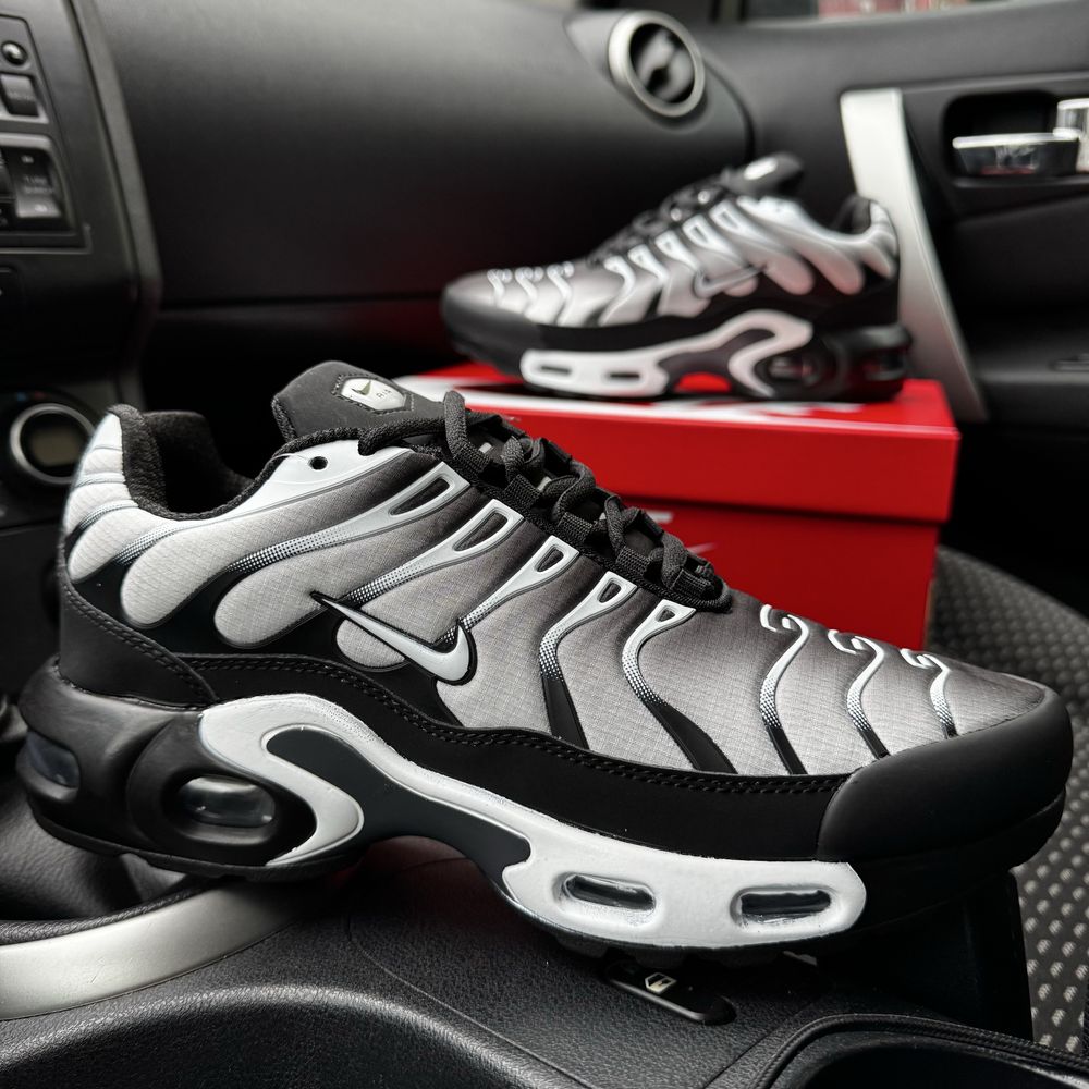 Чоловічі зимові термо кросівки Nike air TN plus black white Gore Tex