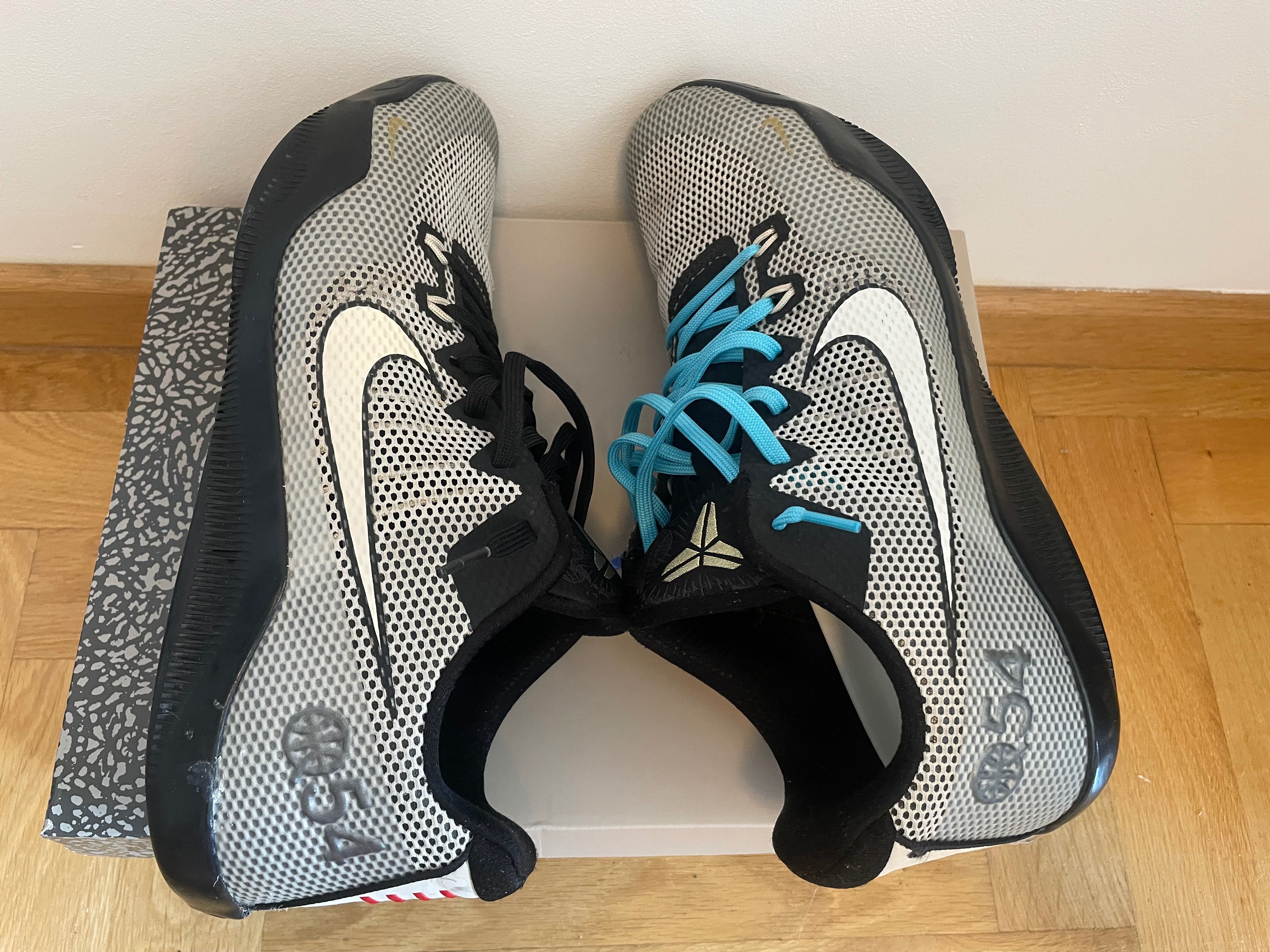 Kobe 11 EM QUAI 54 SIZE 12,5(30,5 cm)