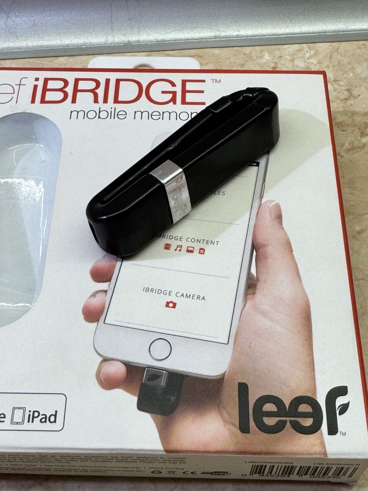 Флешка для айфона, айпад, айпод iBridge 32Gb