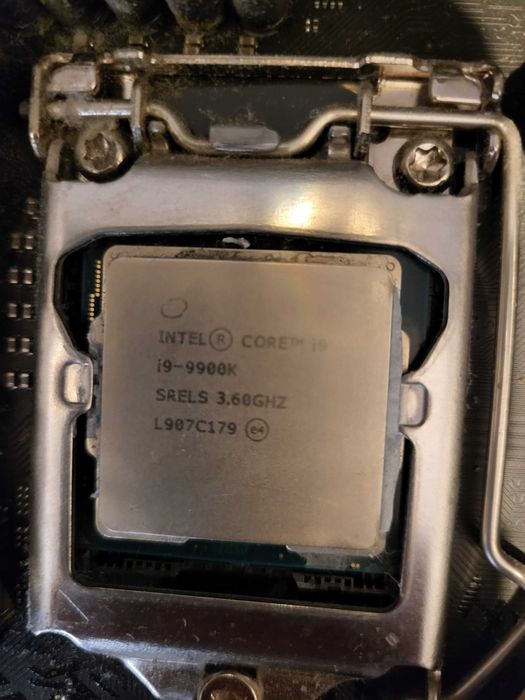 Procesor Intel I9-9900k