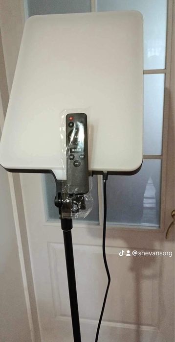 Прямокутна LED лампа LR-16 з пультом і штативом 2 м. Для фото зйомок