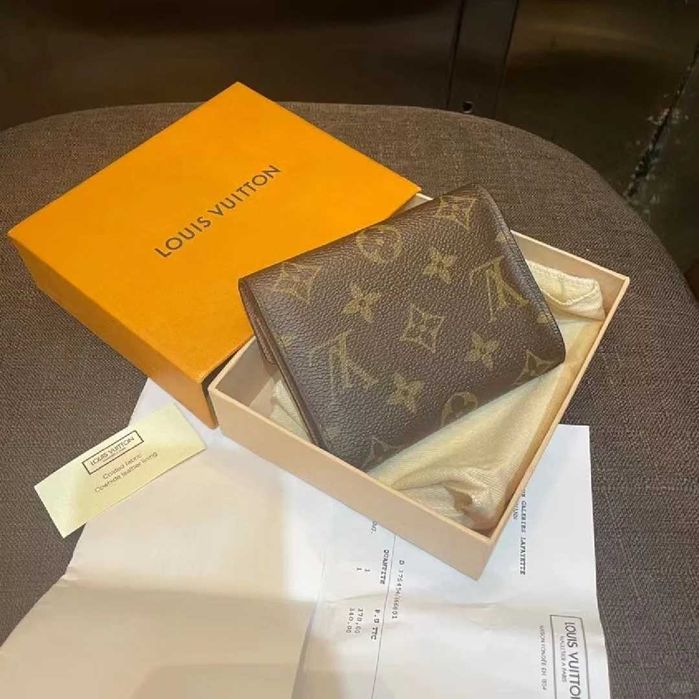 Louis Vuitton Victorine LV Monogram Mały Portfel Brązowa klamra