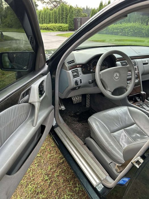 Продам Mersedes-Benz e-320