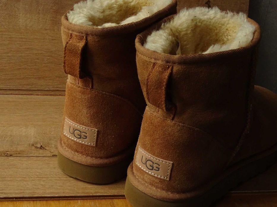 Черевики UGG Classic Mini II 1016222