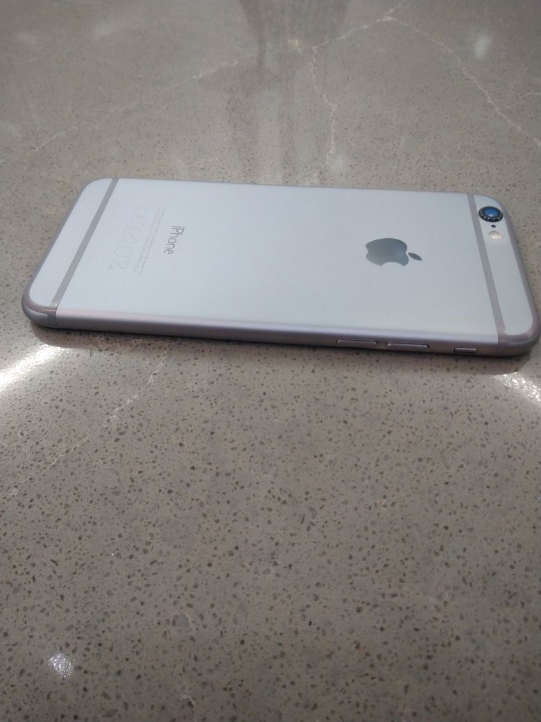 Iphone 6  16gb A1586