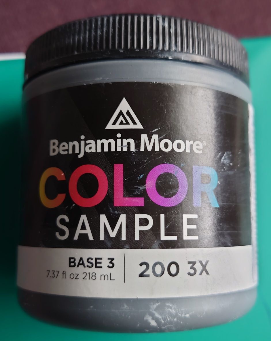 Tester farb Benjamin Moore