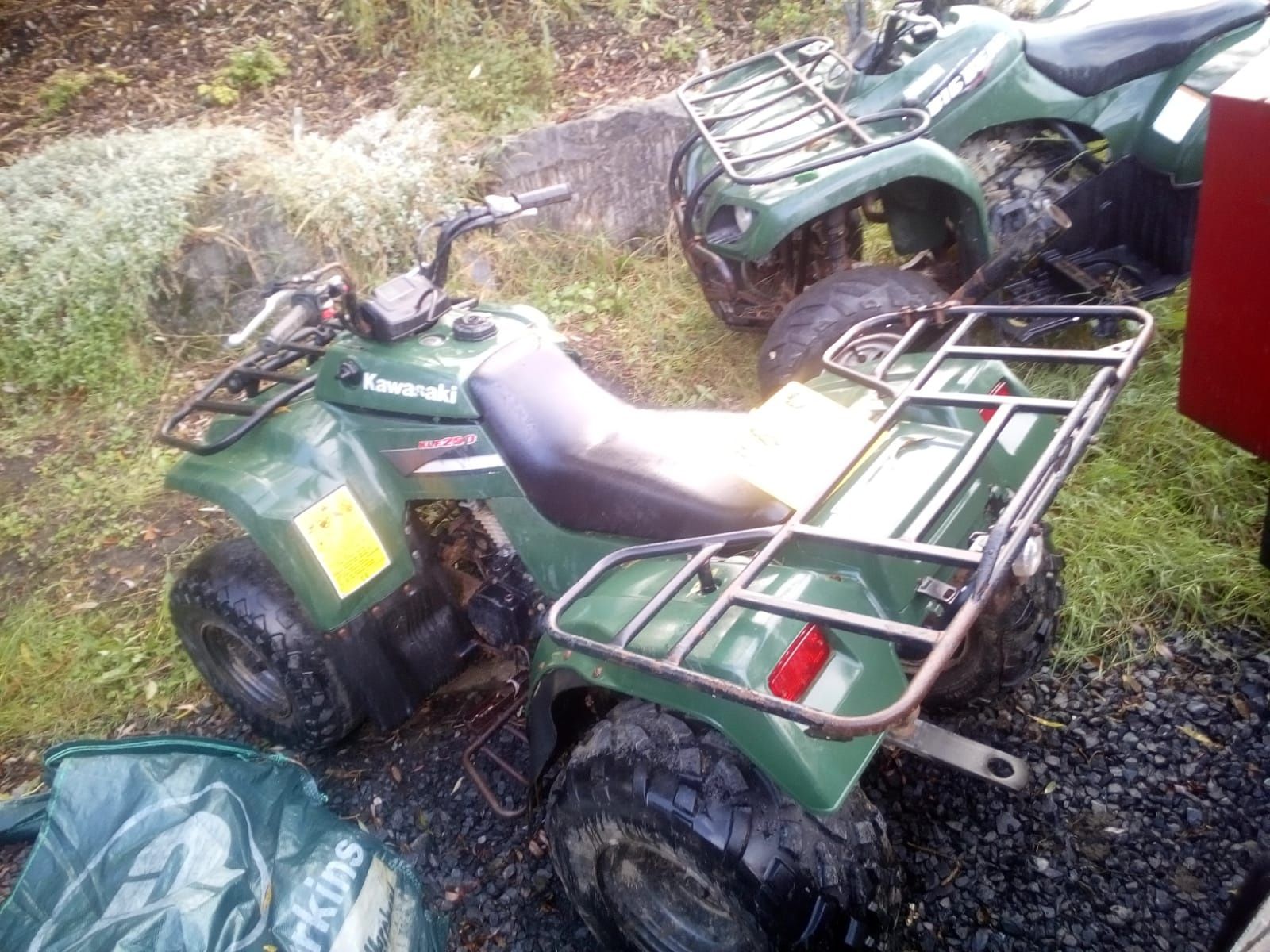 Cześć  kawasaki kvf 360  klf300