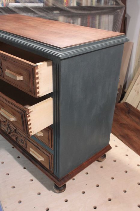Comoda Vintage de Madeira maciça / Vintage solid wood dresser
