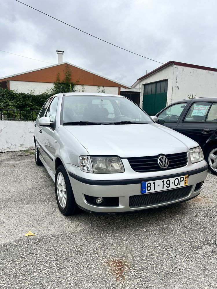 Vendo Polo 2000 1.4 tdi