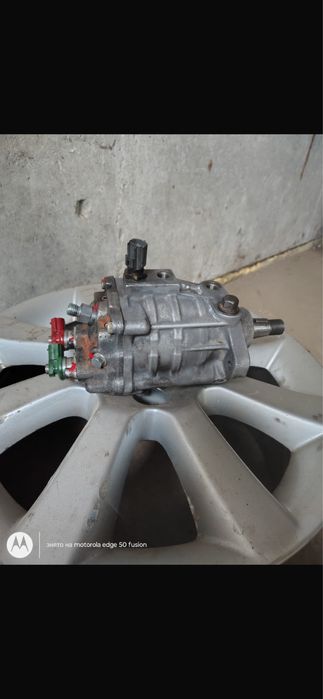 Насос ТНВД Тойота rav4 2.0td 2002