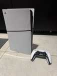 Konsola Playstation 5 Slim PS5 + Gry  12m (2026)