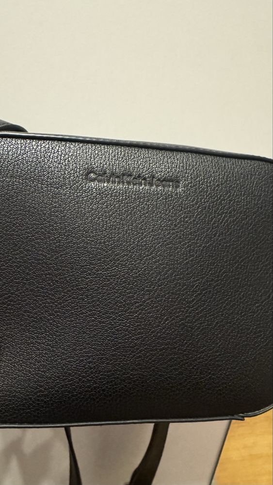 Torebka Calvin Klein czarna