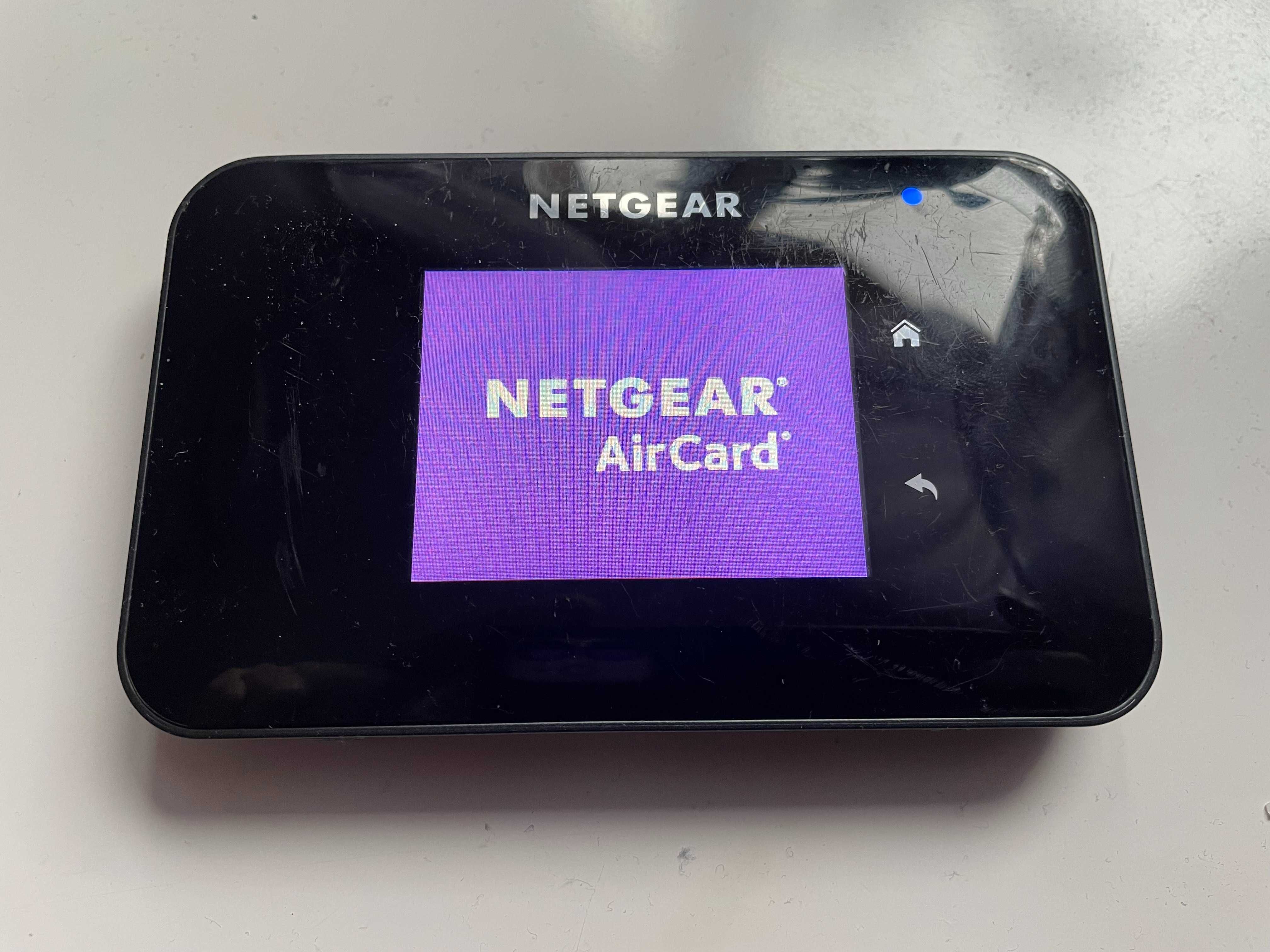 Router Netgear AirCard 810S