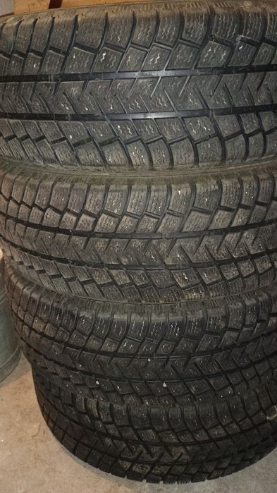 4 opony zimowe  215/60/R17