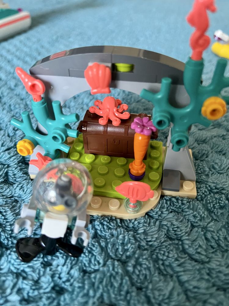 LEGO Friends 41381 Рятувальний катер. Оригінал