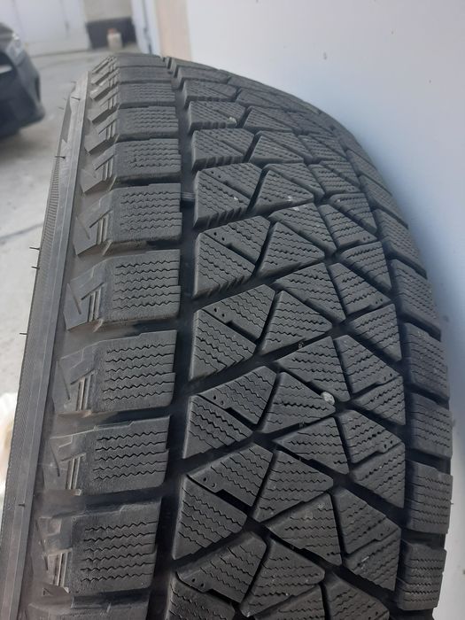 Зимові шини Bridgestone Blizzak, б/в
